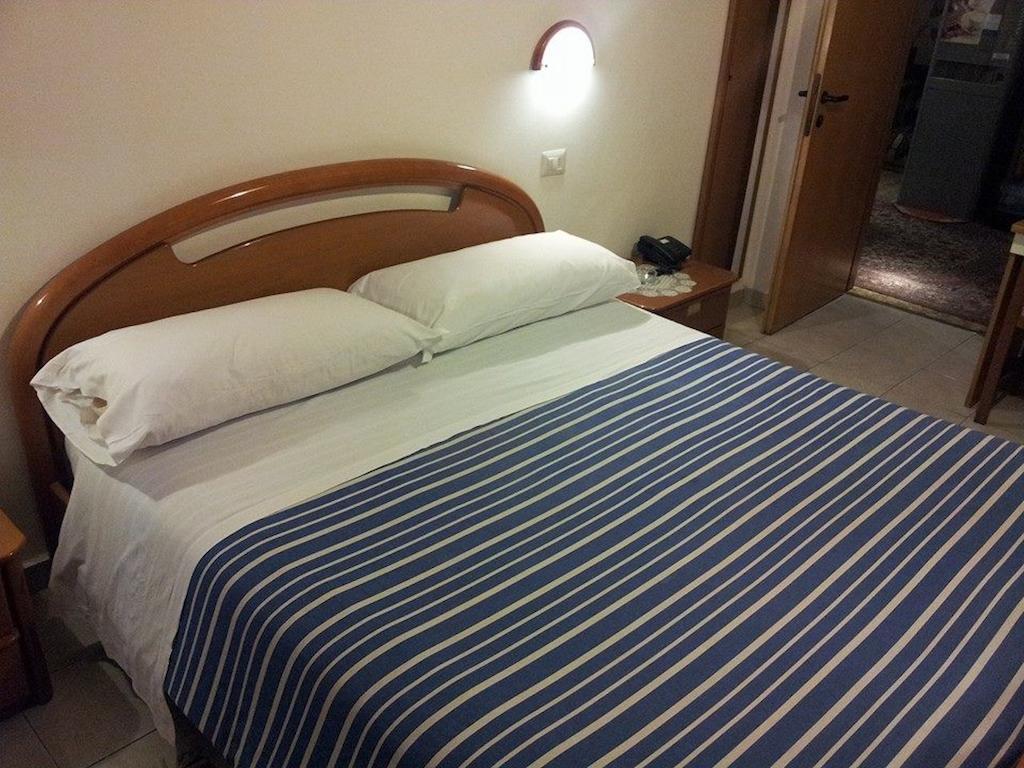מילאנו Hotel Acapulco חדר תמונה